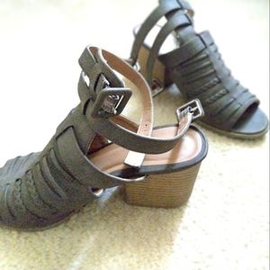 Qupid High Heel Sandals👡